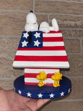 Peanuts Patriotic Snoopy & Woodstock Figurine in Red White Blue